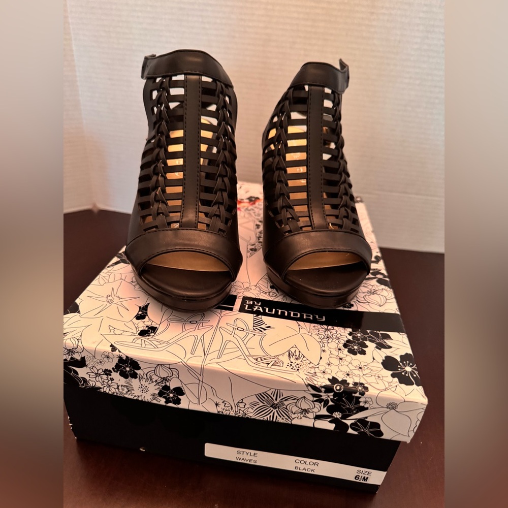 Chinese Laundry Black Women's Heeled Sandals